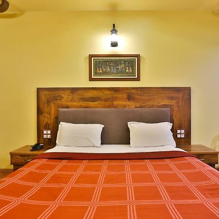 Palette - Hotel Ocean Inn Daman Ngoại thất bức ảnh