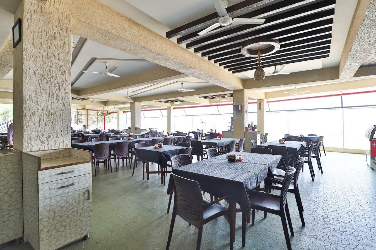 Palette - Hotel Ocean Inn Daman Ngoại thất bức ảnh