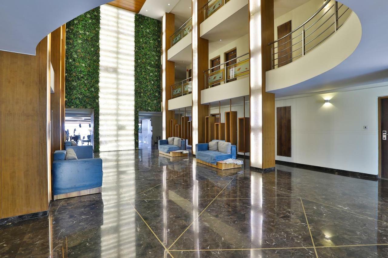 Palette - Hotel Ocean Inn Daman Ngoại thất bức ảnh