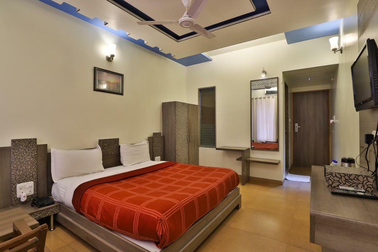Palette - Hotel Ocean Inn Daman Ngoại thất bức ảnh